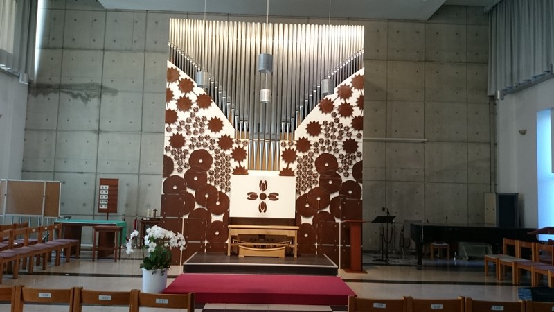 vue plus éloignée de l'orgue de Michel Jurine de l'université Seongkonghoe de Séoul